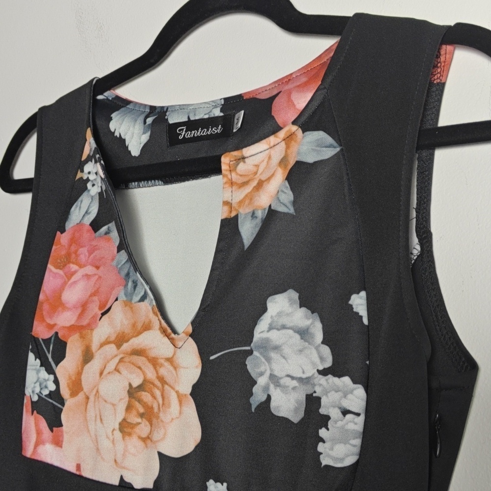 FANTAIST Floral Sleeveless Dress - Black and Multi Size Medium - Picture 8 of 16